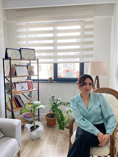 Meryemgül Şeker : Eskişehir Psikolog